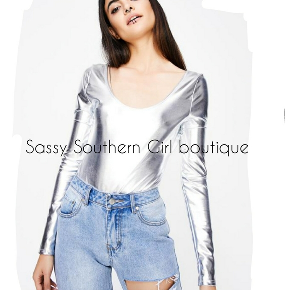 ⭐🆕 Liquid silver metallic bodysuit - Picture 5 of 10